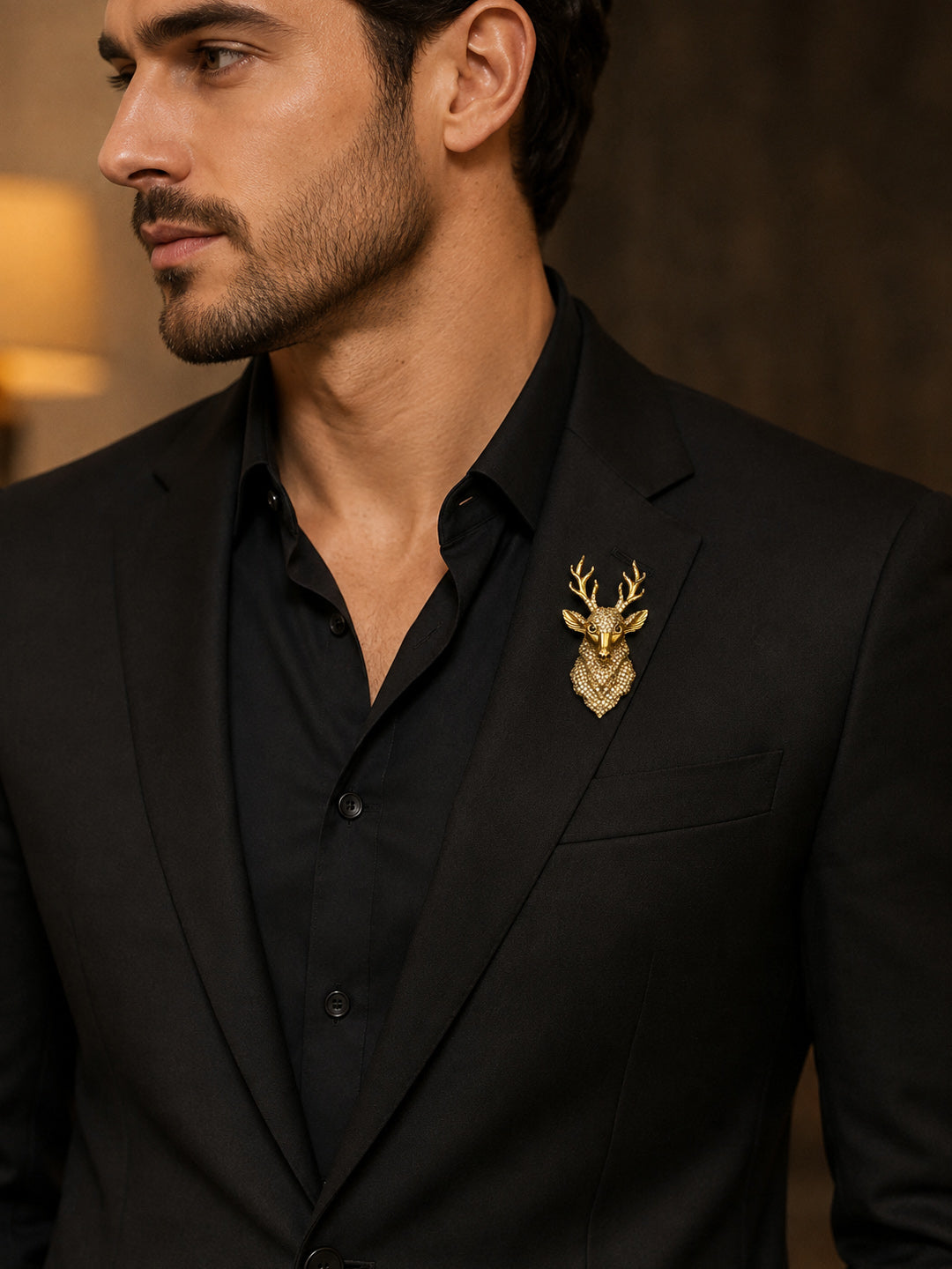 Royal Deer Brooch – Elegant Golden Statement Accessory
