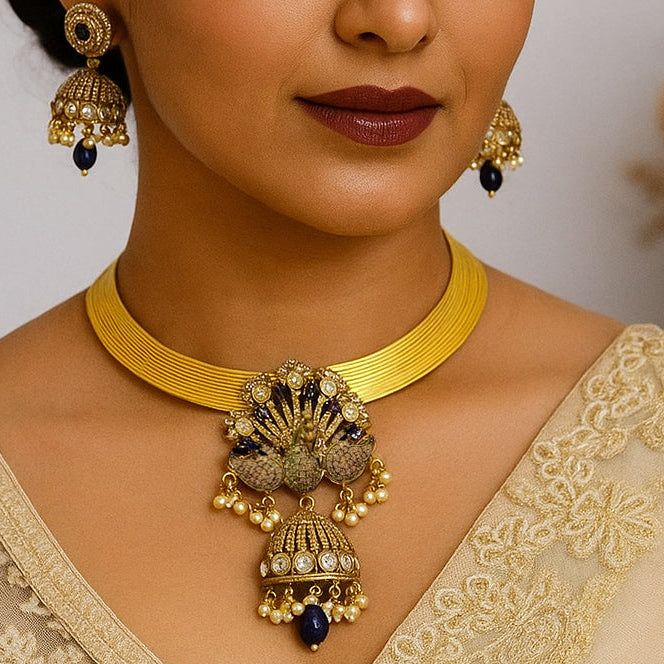 Golden Radiance Peacock-Inspired Necklace with Earrings