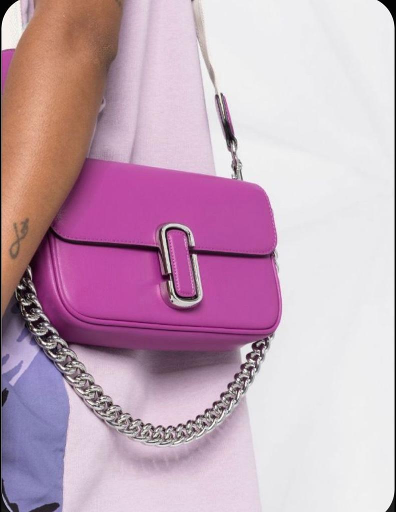 Premium Snapshot Shoulder Bag