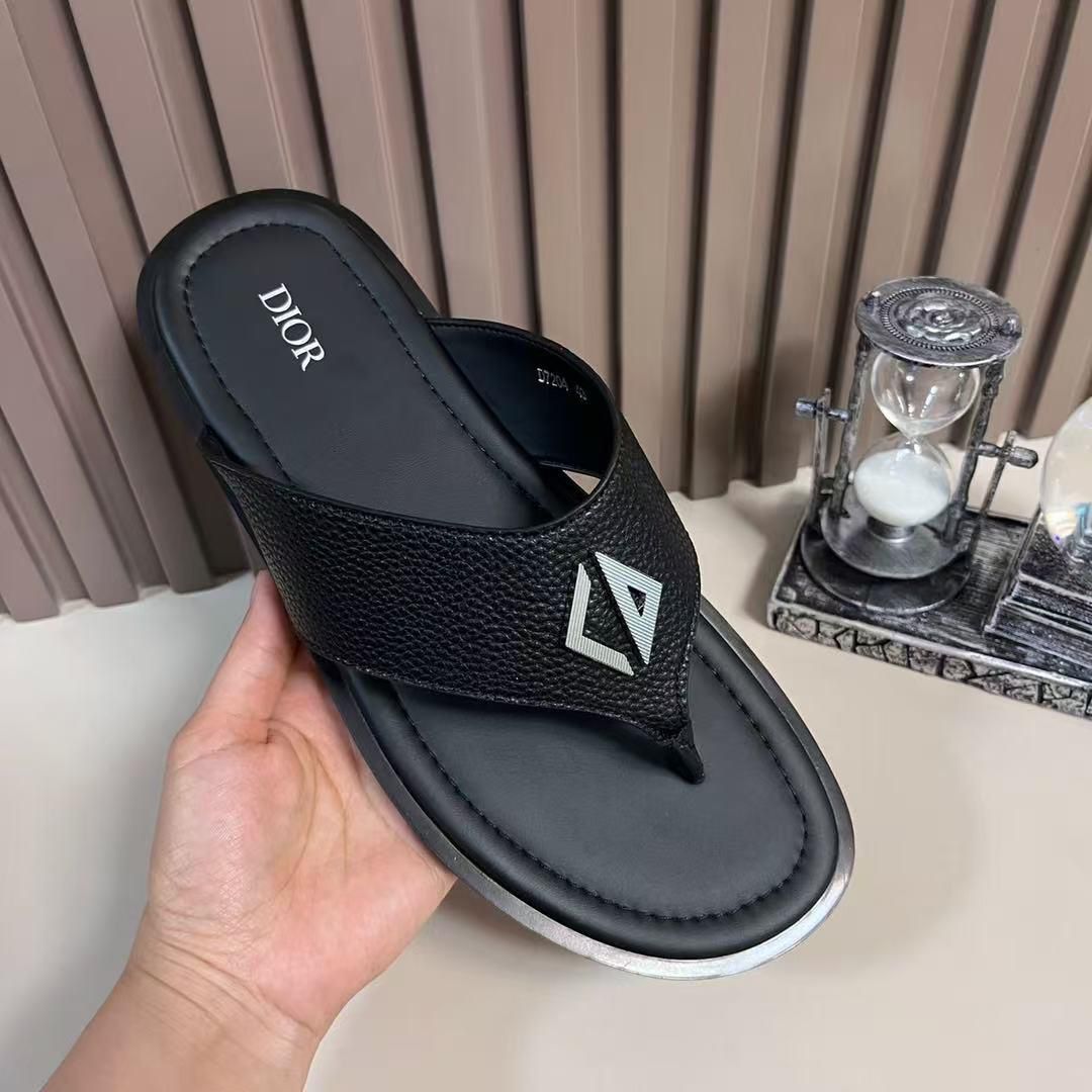 Premium  Quality  Leather  Thong Sandal