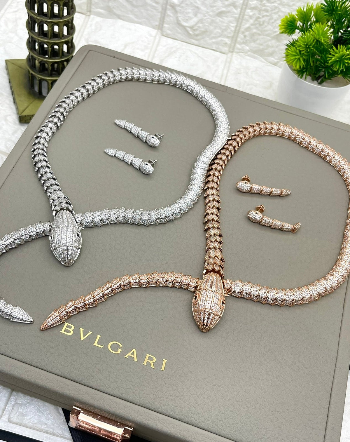 Premium Serpenti Diamond Cut Necklace For