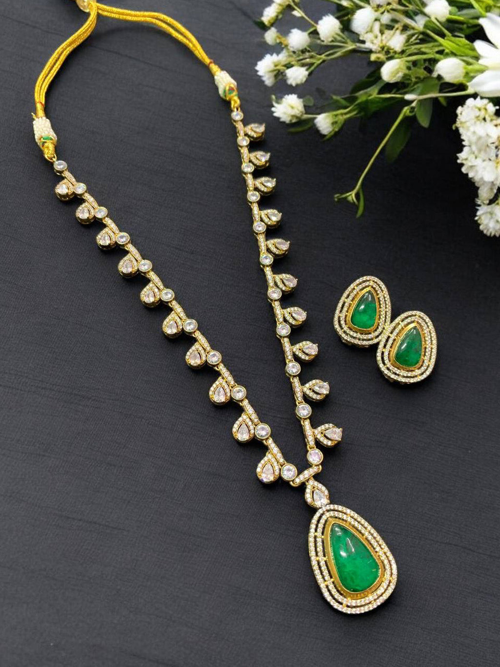 Elegant Teardrop Green Gem Necklace with Earrings