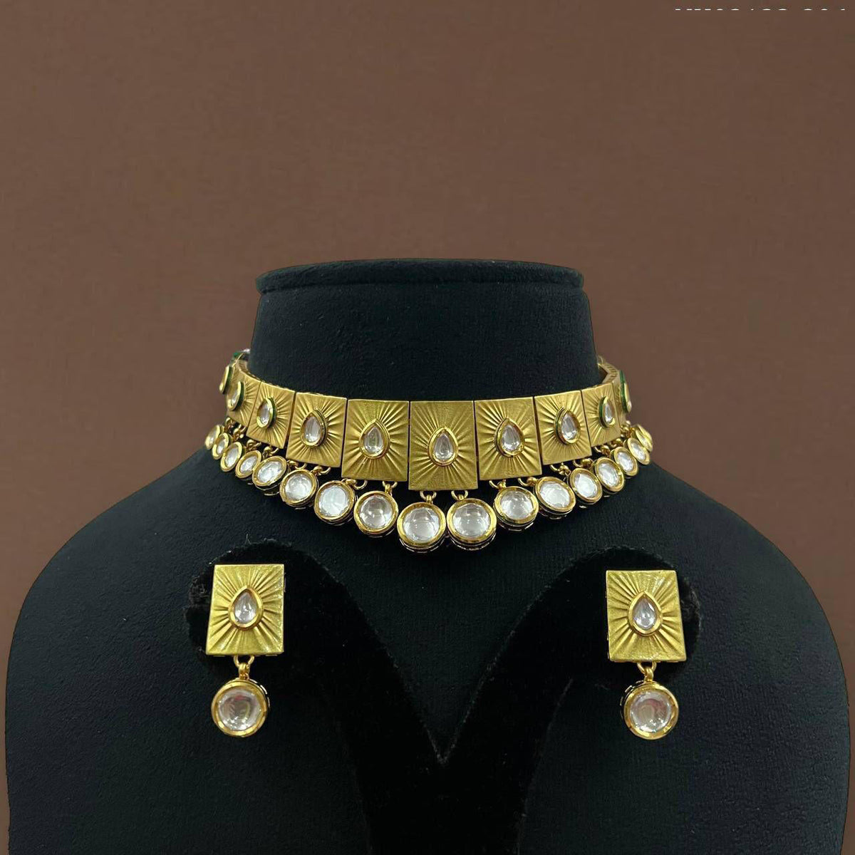 Elegant Geometric Kundan Choker Necklace with Matching Earrings