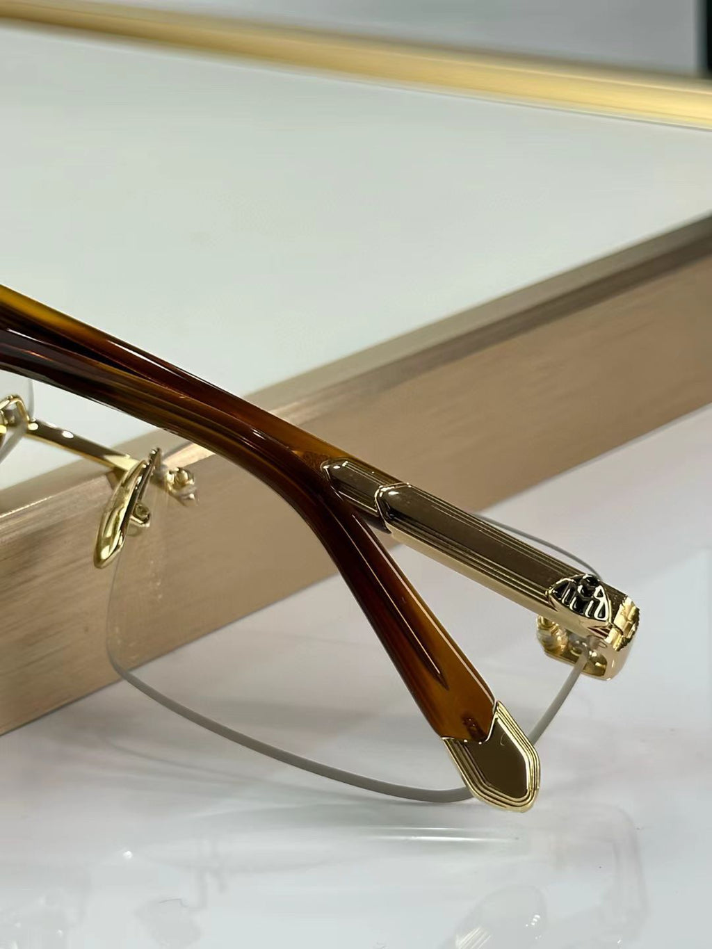 Premium  Rimless Rectangular Shape Frame